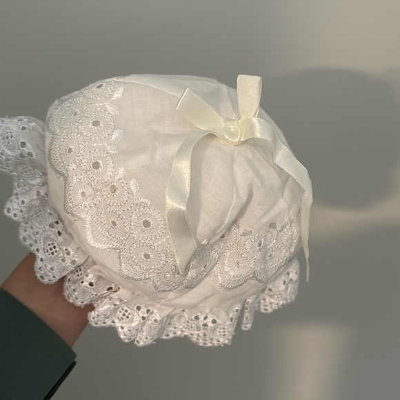 Vintage Baby Girl Hat - Picture 1 of 3